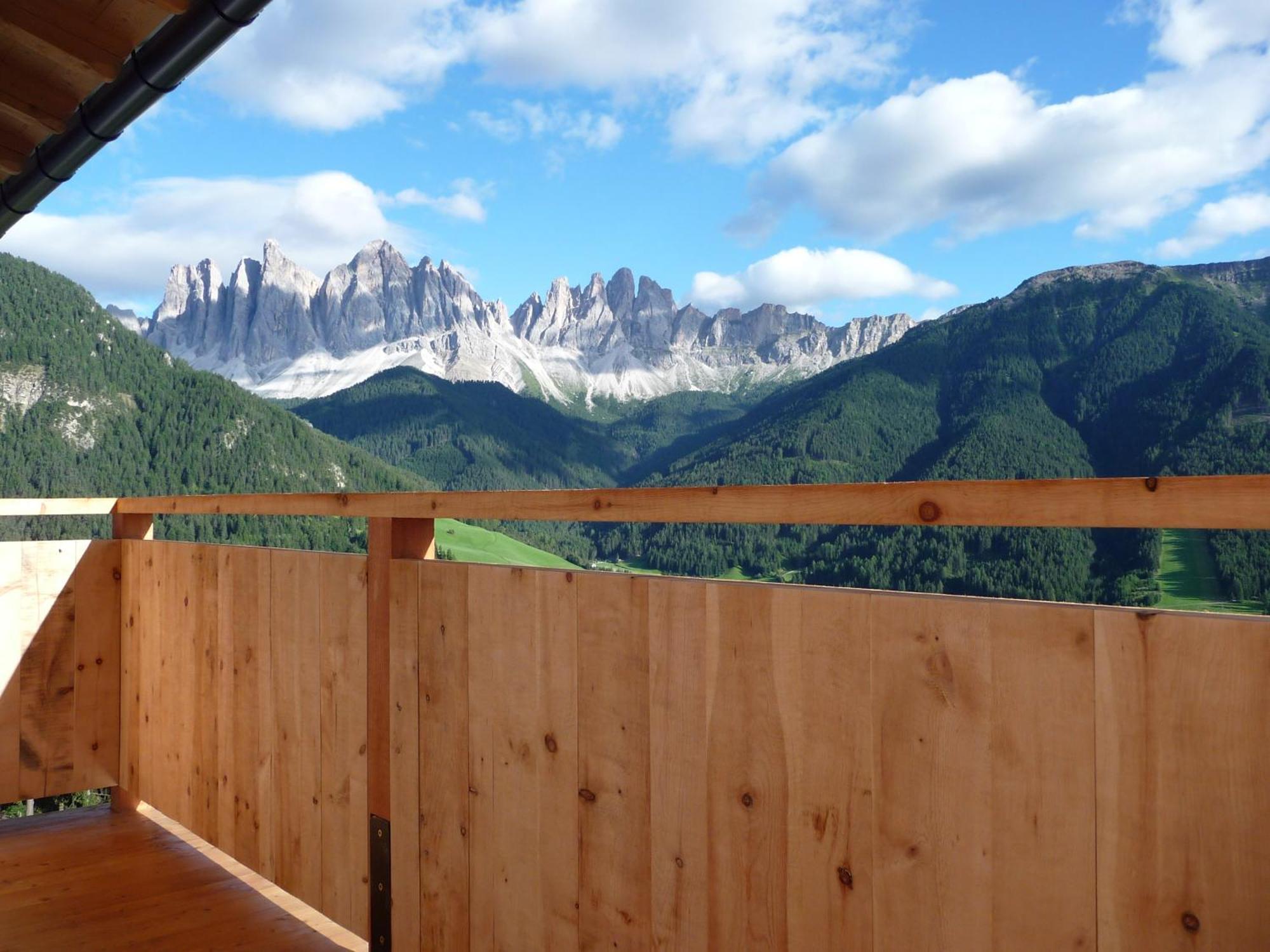 Aparthotel Putzerhof Funes  Exterior foto