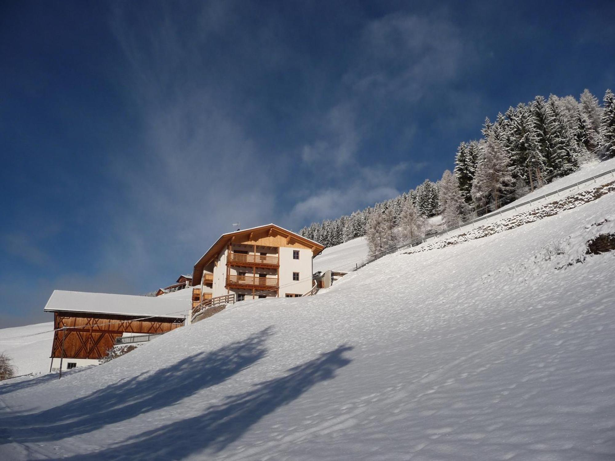 Aparthotel Putzerhof Funes  Exterior foto