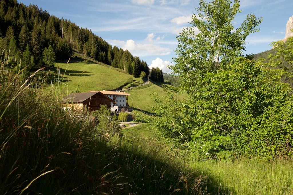 Aparthotel Putzerhof Funes  Exterior foto
